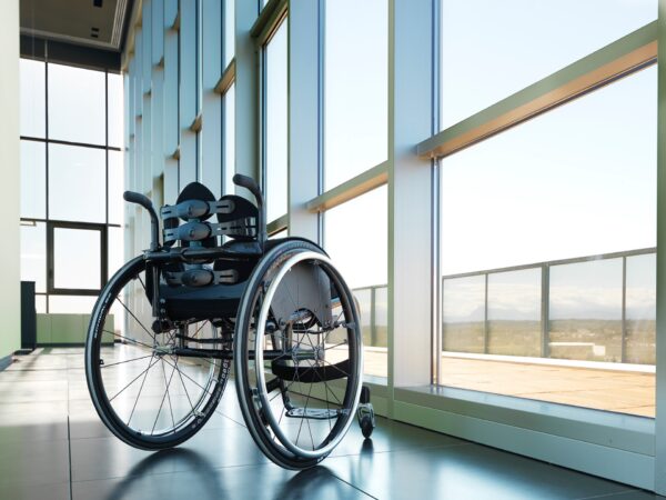 chrbtová opierka na invalidný vozík