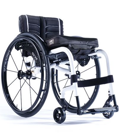 mechanický invalidný vozík