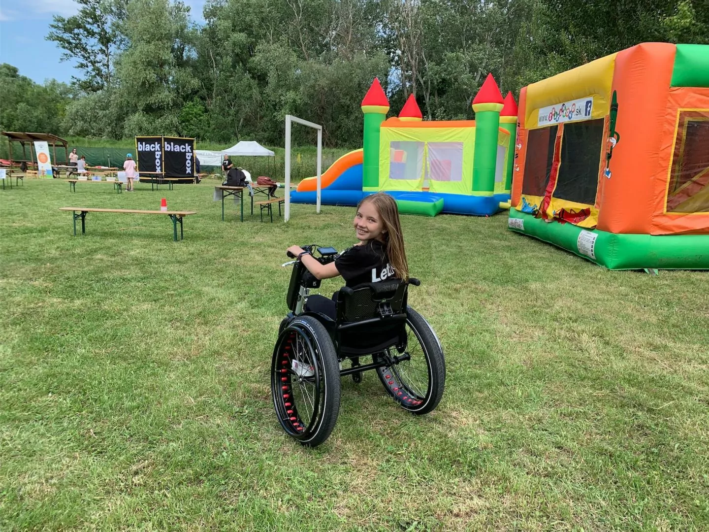 Salon Vozickar.info_Devin