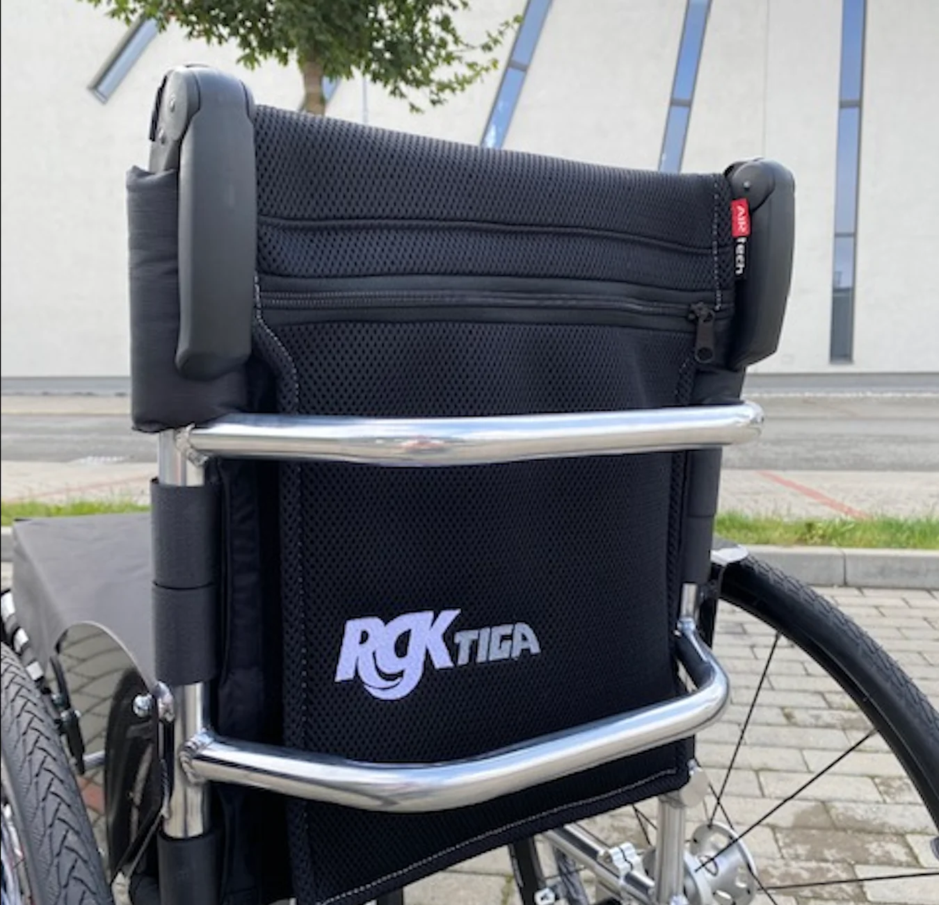 dvojita vzpera mechanickeho voziku RGK