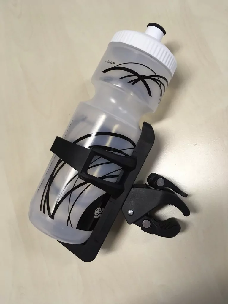 drziak na flasu na invalidny vozik