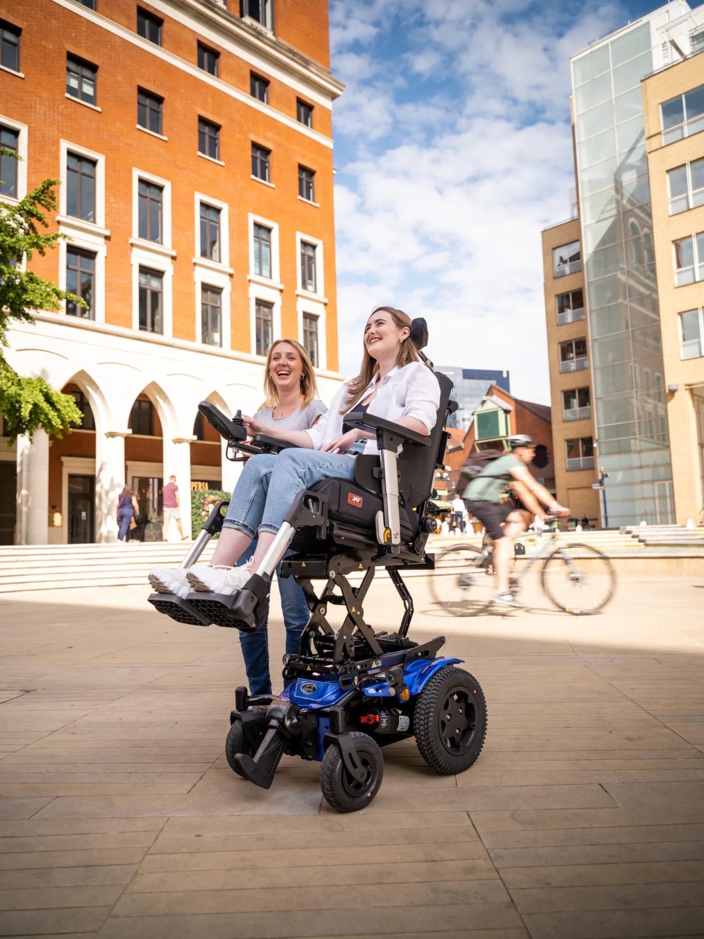 DSCF9331 Elektrický vozík Quickie Q300