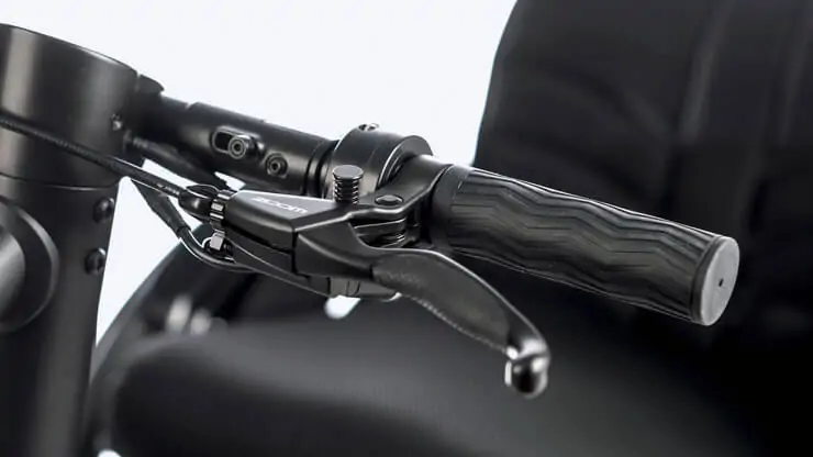 prídavný pohon na mechanický invalidný vozík Empulse F35