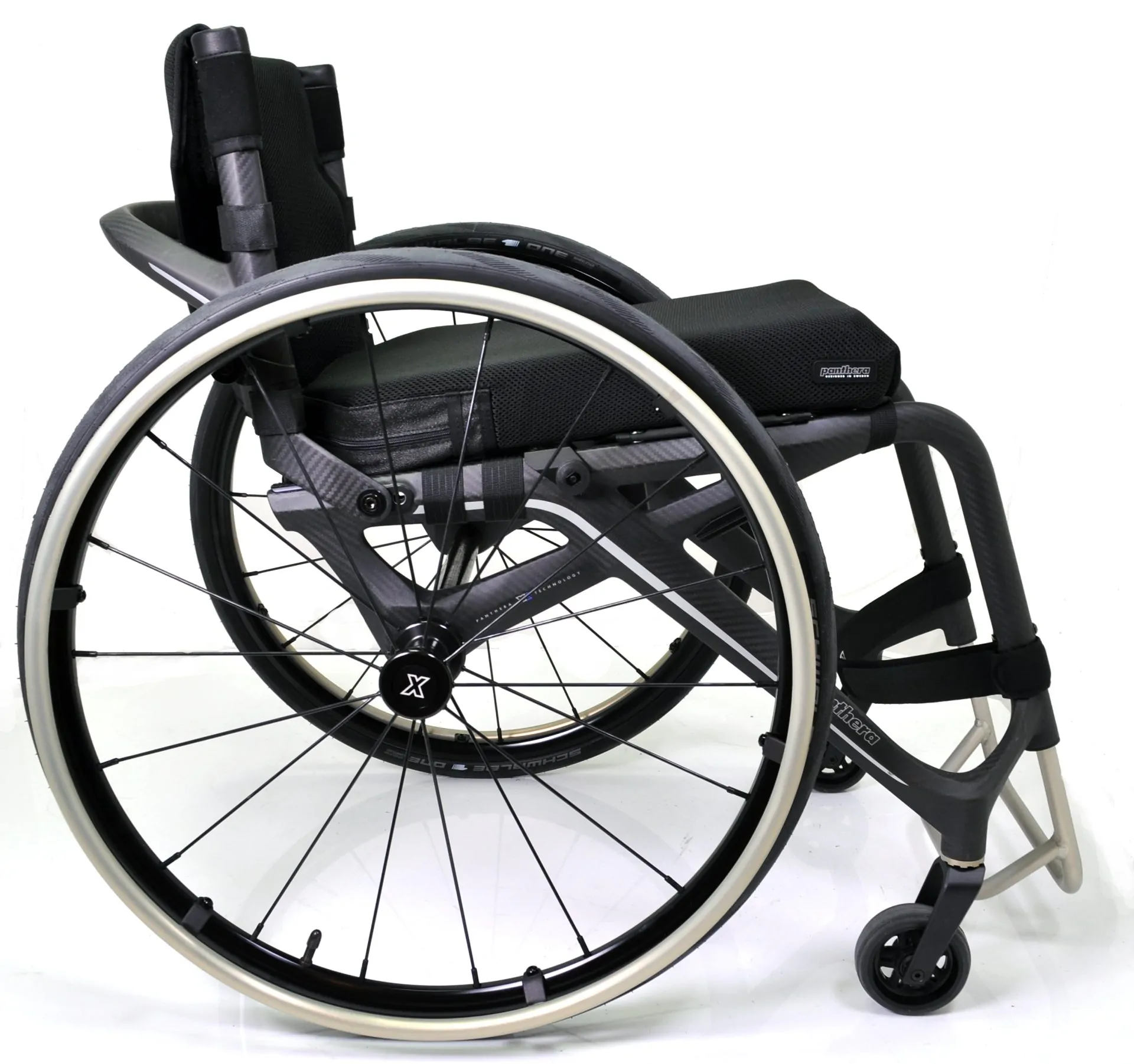 Panthera_X3_SIDE ultraľahký mechanický invalidný vozík Panthera X3