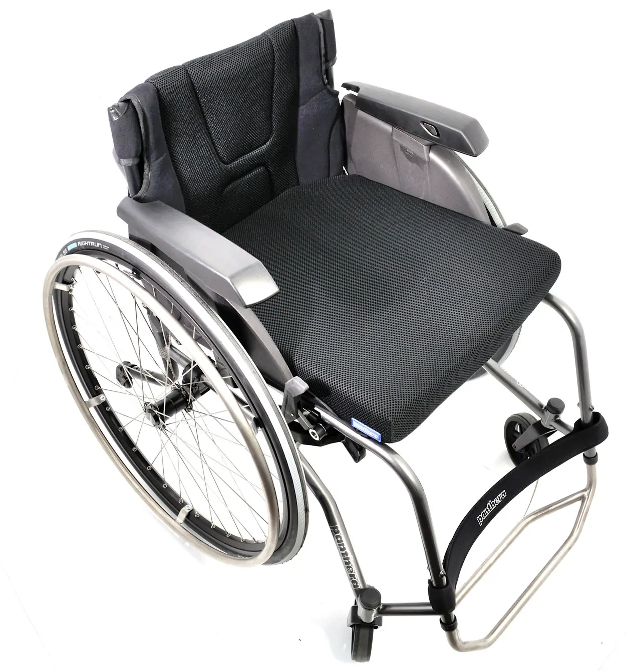 ultraľahký mechanický invalidný vozík Panthera S3