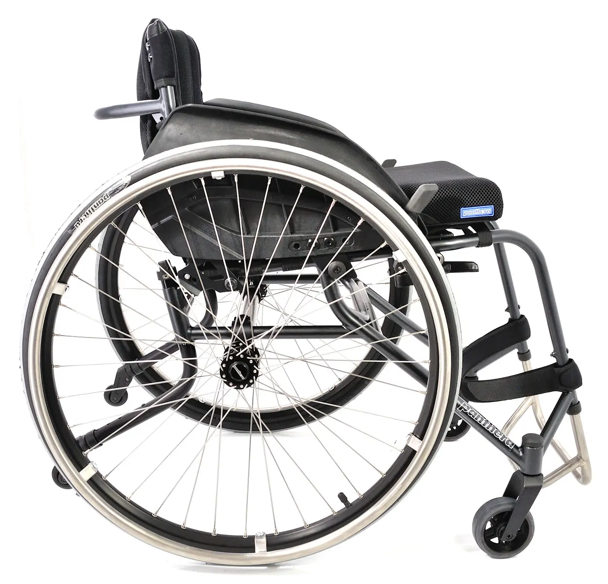 panthera_U3_1250_4 ultraľahký mechanický invalidný vozík Panthera U3